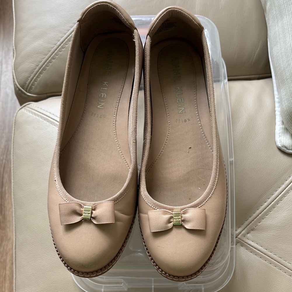 Anne Klein Tan Flats with Bow Accents